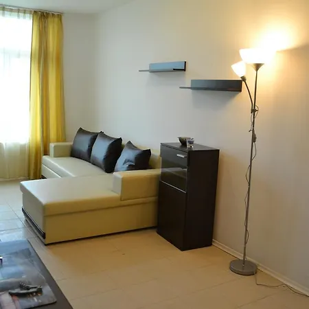 Apartment Duplex Penthouse Lipin *